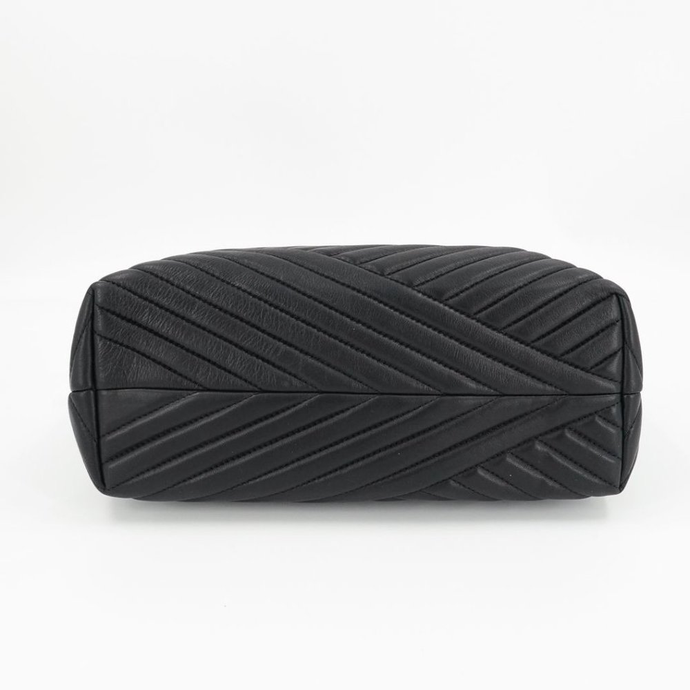 Tory Burch Kira Chevron Leather Tote Black - Picture 4 of 11